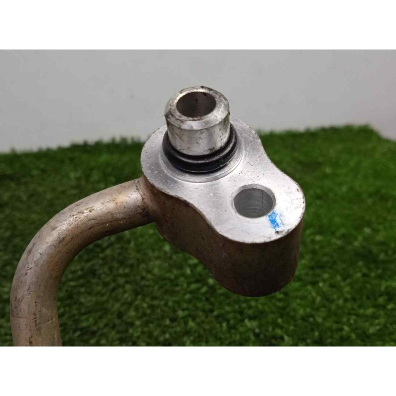 Recambio de tubos aire acondicionado para ssangyong rexton 2.7 turbodiesel cat referencia OEM IAM 6863008B00  