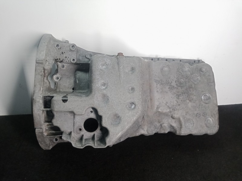 Recambio de carter para mercedes-benz clase c (w203) berlina 2.2 cdi cat referencia OEM IAM R6110140602  