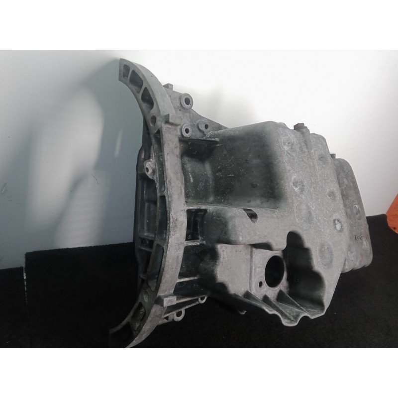 Recambio de carter para mercedes-benz clase c (w203) berlina 2.2 cdi cat referencia OEM IAM R6110140602  