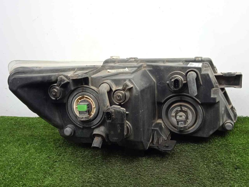 Recambio de faro izquierdo para fiat freemont (345) 2.0 16v multijet cat referencia OEM IAM SINREFERENCIA  