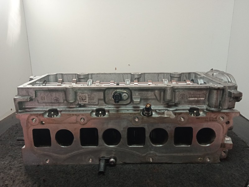 Recambio de culata para man tge kasten (uy) 2.0 tdi referencia OEM IAM 04L103064S04L103403R  