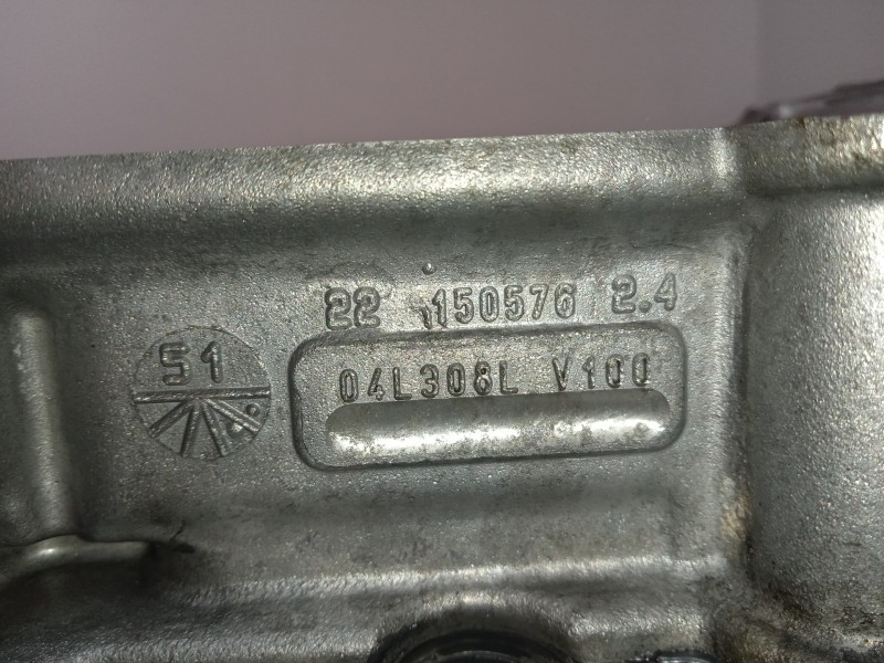 Recambio de culata para man tge kasten (uy) 2.0 tdi referencia OEM IAM 04L103064S04L103403R  