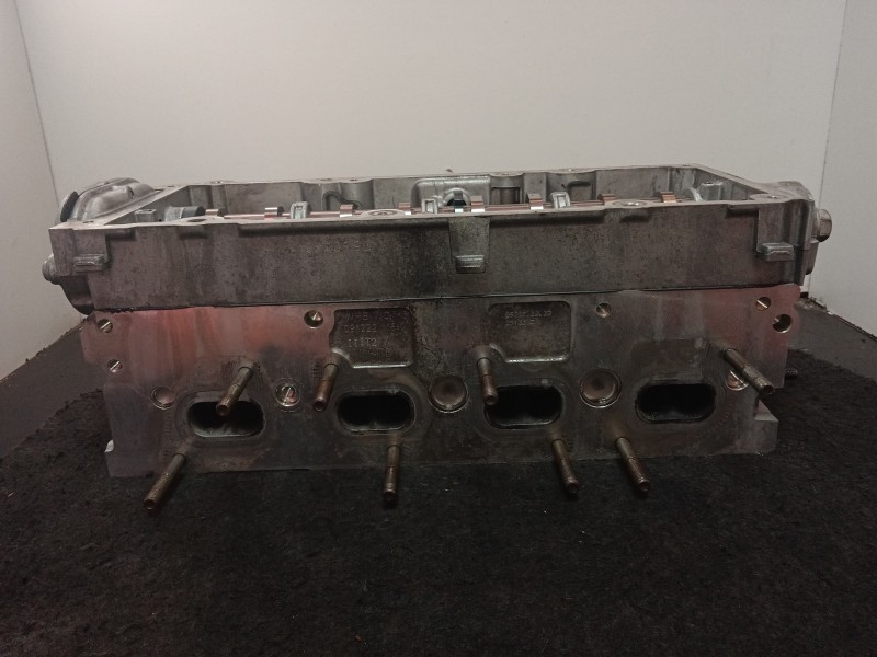 Recambio de culata para man tge kasten (uy) 2.0 tdi referencia OEM IAM 04L103064S04L103403R  