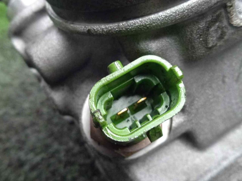 Recambio de bomba inyeccion para volvo s60 lim. 2.0 diesel cat referencia OEM IAM 0445010618-31272896 BOSCH COMMON RAIL