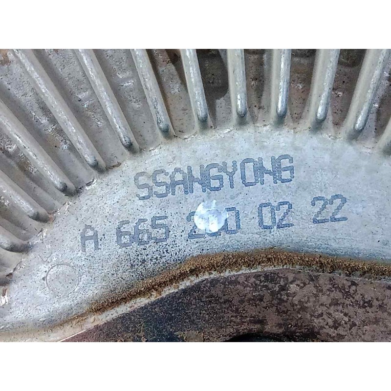 Recambio de ventilador viscoso motor para ssangyong rexton 2.7 turbodiesel cat referencia OEM IAM A6652000222  