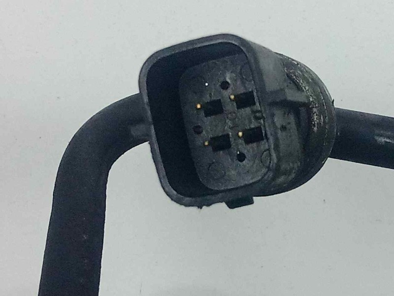 Recambio de tubos aire acondicionado para volvo s40 berlina 2.0 diesel cat referencia OEM IAM 30666013  