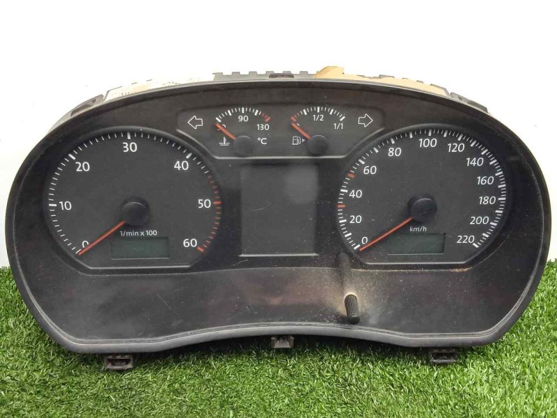 Recambio de cuadro instrumentos para volkswagen polo (9n3) 1.4 tdi referencia OEM IAM 110080321037A 2.CONECTORES VDO