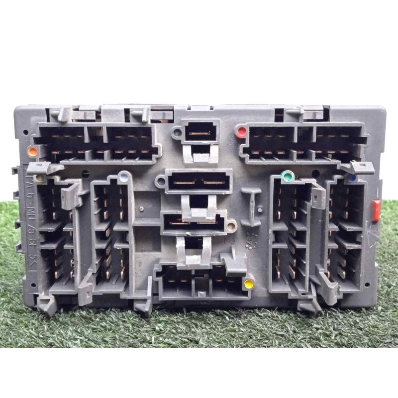 Recambio de caja reles / fusibles para citroën xsara berlina 1.6 referencia OEM IAM 9568591280  