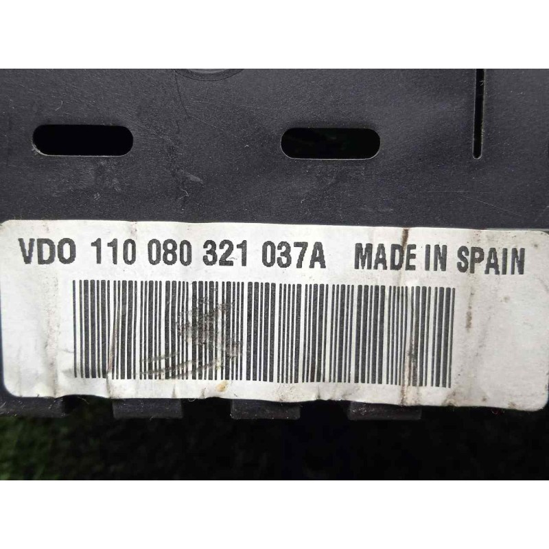 Recambio de cuadro instrumentos para volkswagen polo (9n3) 1.4 tdi referencia OEM IAM 110080321037A 2.CONECTORES VDO