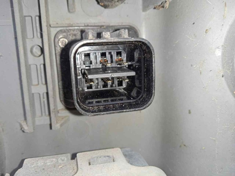 Recambio de faro derecho para daewoo lanos 1.5 cat referencia OEM IAM  OPTICA.SIMPLE 