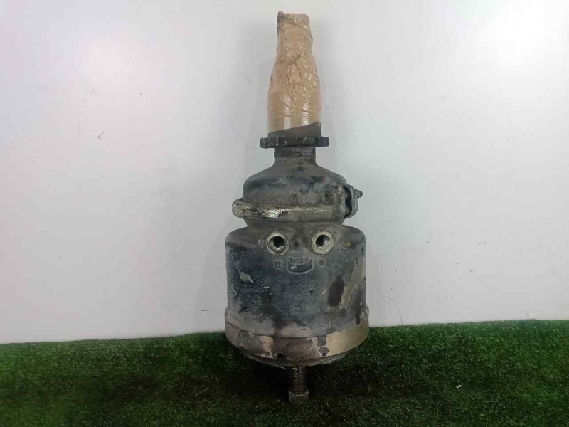 Recambio de acumulador central amortiguacion para iveco eurocargo 5.9 diesel referencia OEM IAM SINREFERENCIA  