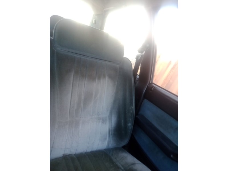 Recambio de asiento delantero izquierdo para seat 131 1.4g referencia OEM IAM   