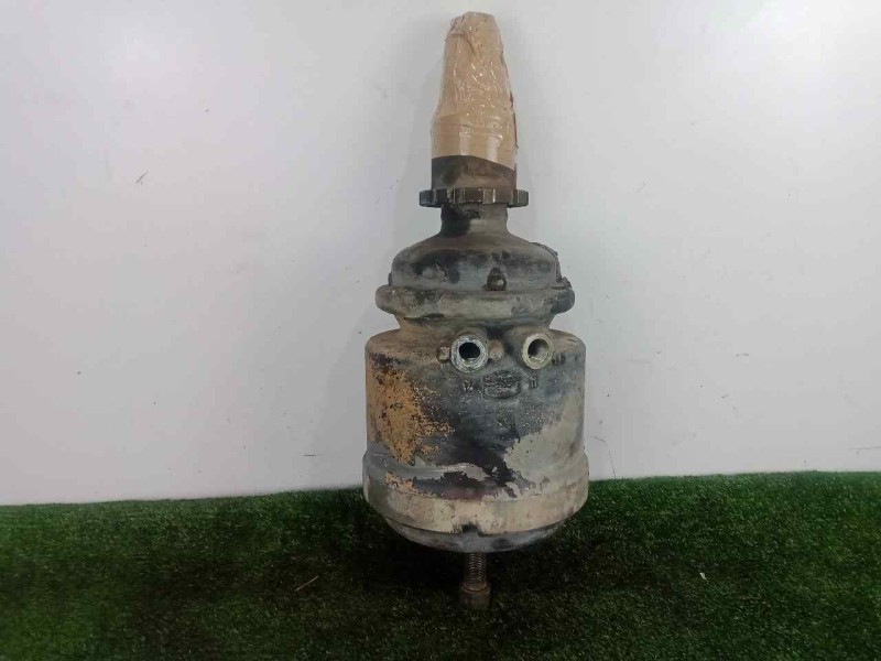 Recambio de acumulador central amortiguacion para iveco eurocargo 5.9 diesel referencia OEM IAM SINREFERENCIA  