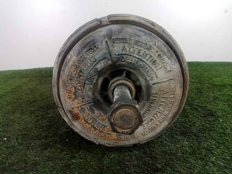 Recambio de acumulador central amortiguacion para iveco eurocargo 5.9 diesel referencia OEM IAM SINREFERENCIA  