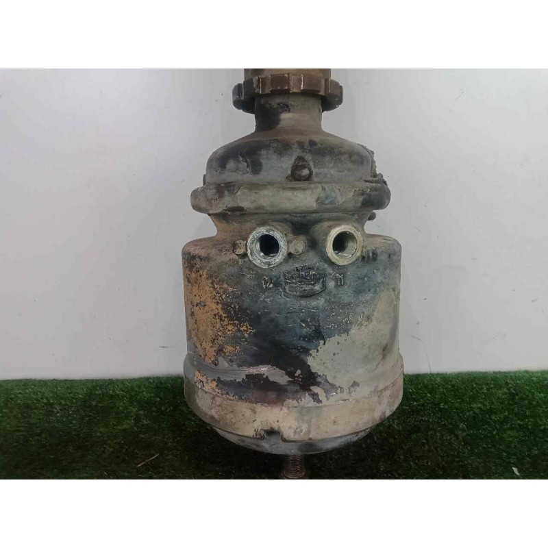 Recambio de acumulador central amortiguacion para iveco eurocargo 5.9 diesel referencia OEM IAM SINREFERENCIA  