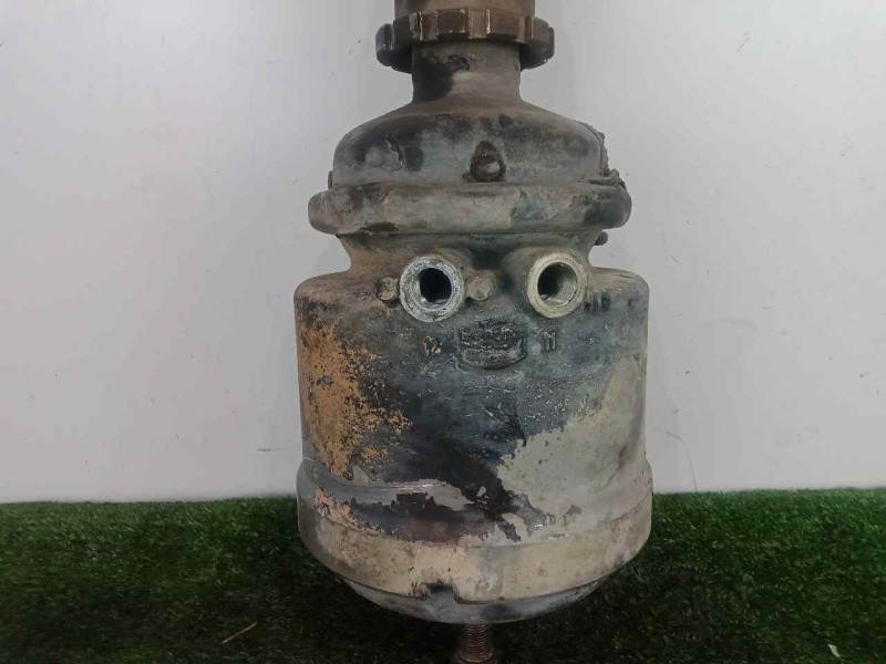 Recambio de acumulador central amortiguacion para iveco eurocargo 5.9 diesel referencia OEM IAM SINREFERENCIA  