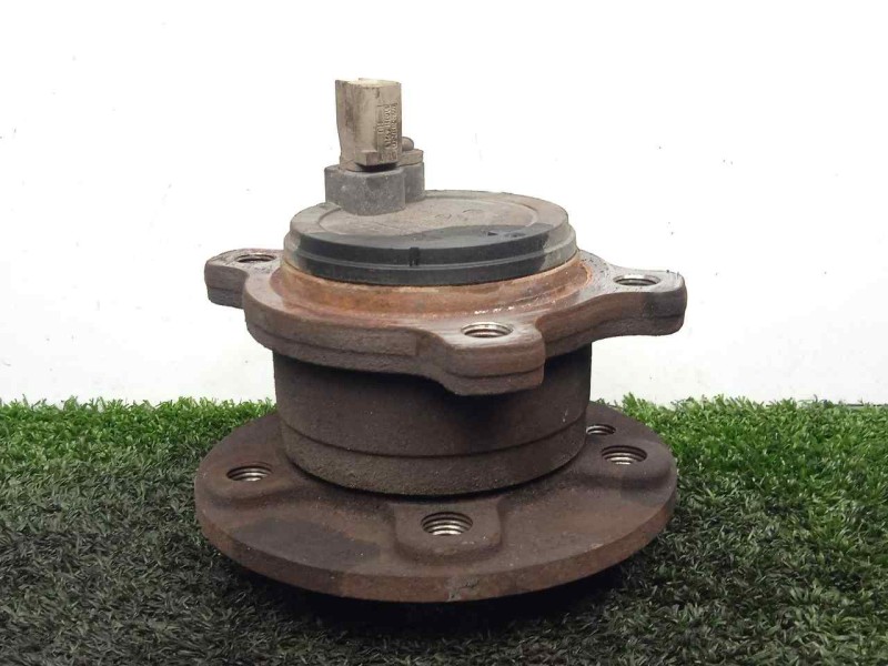 Recambio de rodamiento buje trasero para volvo s60 lim. 2.0 diesel cat referencia OEM IAM 31329968 4.TORNILLOS - 5X108 AMBOS.LAD