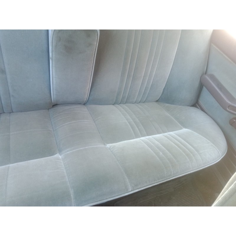 Recambio de asientos traseros para seat 131 1.4g referencia OEM IAM   