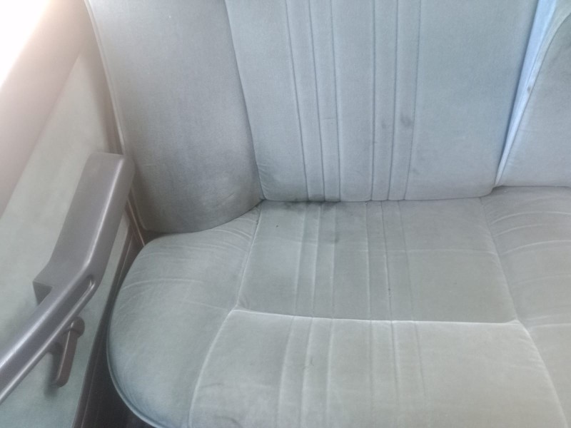 Recambio de asientos traseros para seat 131 1.4g referencia OEM IAM   