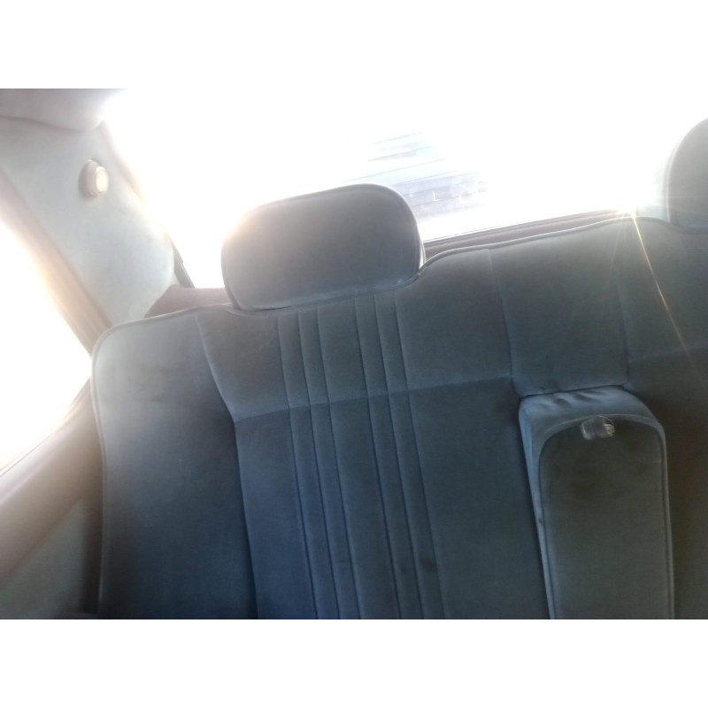 Recambio de asientos traseros para seat 131 1.4g referencia OEM IAM   