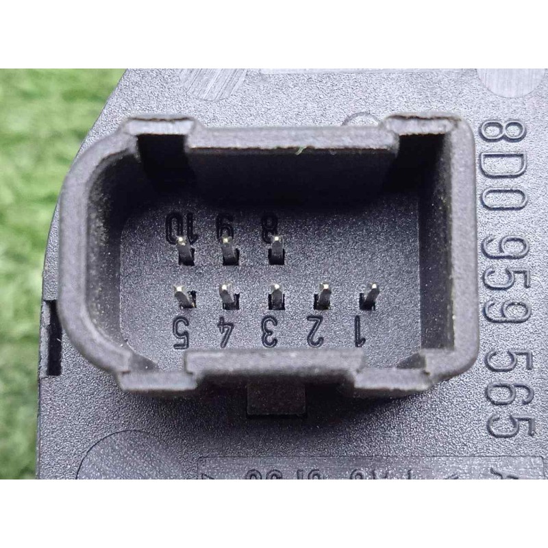 Recambio de mando retrovisor para audi a3 (8l) 1.9 tdi referencia OEM IAM 8D0959565A  