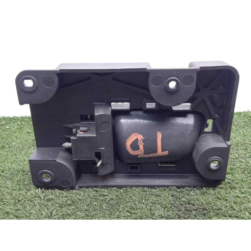 Recambio de maneta interior trasera derecha para volvo s70 berlina 2.4 cat referencia OEM IAM 9152500  