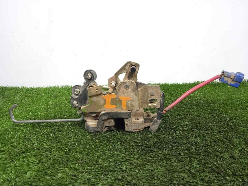 Recambio de cerradura puerta trasera izquierda para tata safari . referencia OEM IAM SINREFERENCIA 2.PINES 