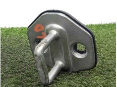 Recambio de cerradura puerta lateral derecha para man tge kasten (uy) 2.0 tdi referencia OEM IAM 7C0843767A RESBALON 