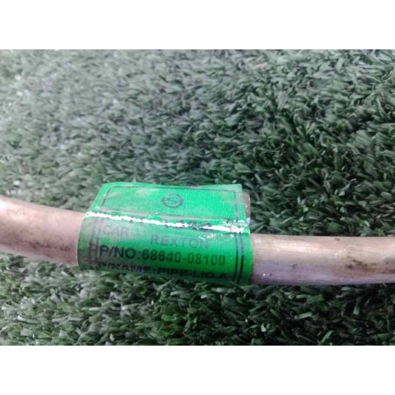 Recambio de tubos aire acondicionado para ssangyong rexton 2.7 turbodiesel cat referencia OEM IAM 6864008100  