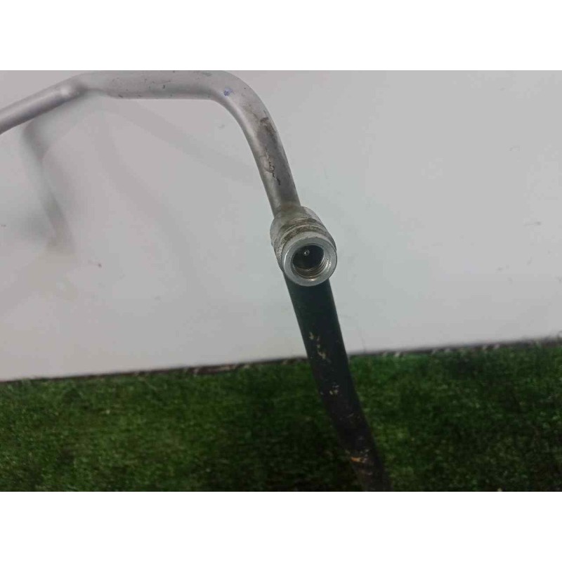 Recambio de tubos aire acondicionado para ssangyong rexton 2.7 turbodiesel cat referencia OEM IAM 6864008100  
