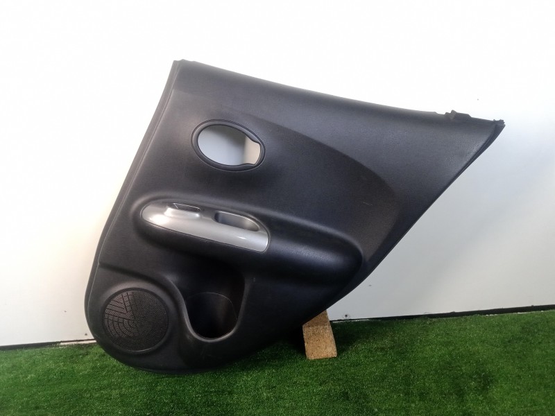 Recambio de guarnecido puerta trasera derecha para nissan juke (f15) 1.2 16v cat referencia OEM IAM   