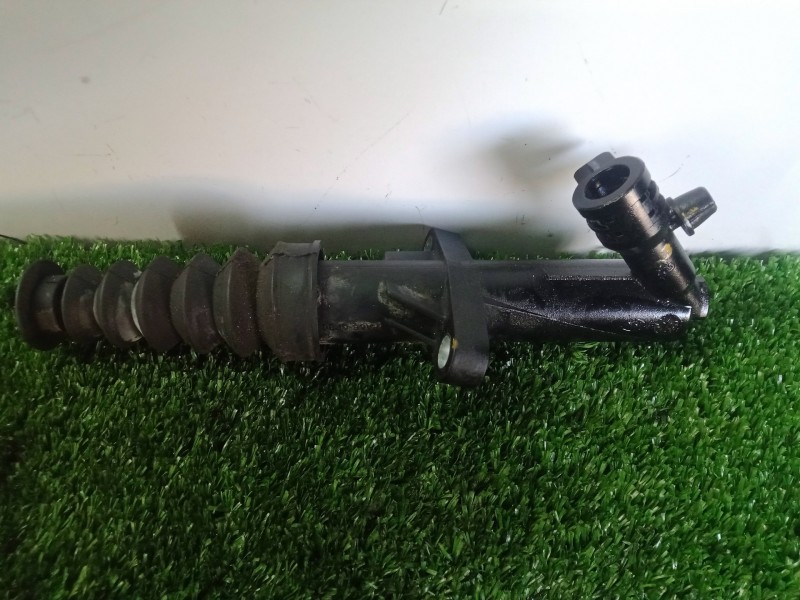 Recambio de bombin embrague para peugeot 508 2.0 16v hdi fap referencia OEM IAM 9685782680  