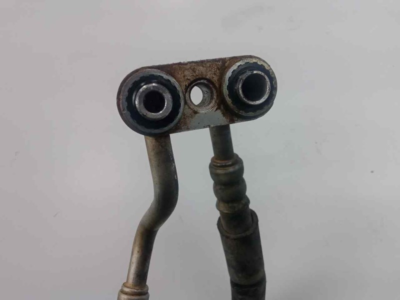 Recambio de tubos aire acondicionado para ssangyong rexton 2.7 turbodiesel cat referencia OEM IAM 6862008B00  