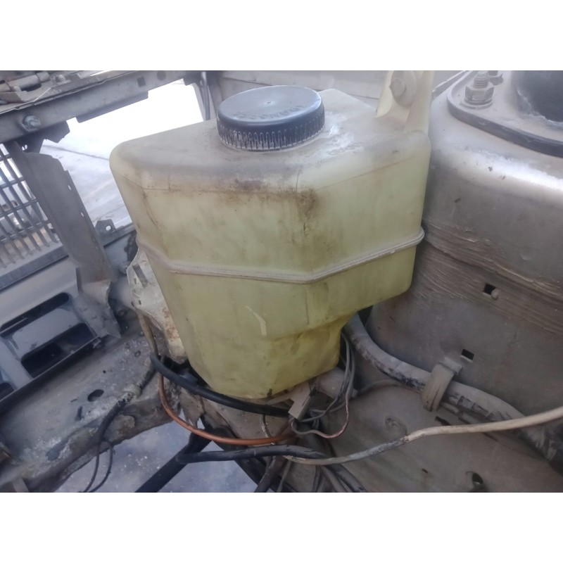 Recambio de deposito limpia para seat 131 1.4g referencia OEM IAM   