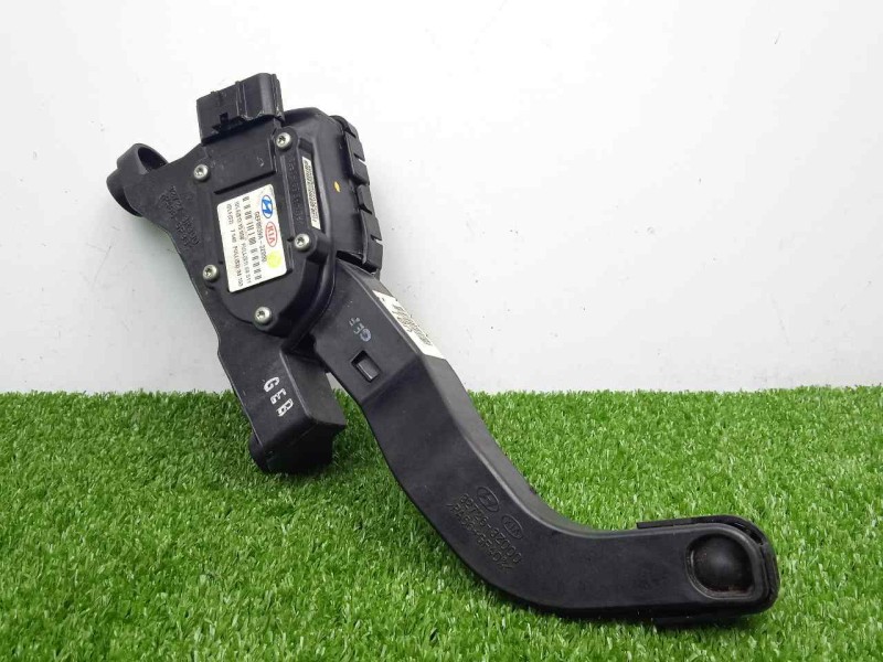 Recambio de potenciometro pedal para hyundai i40 cw 1.7 crdi cat referencia OEM IAM 327003Z000  