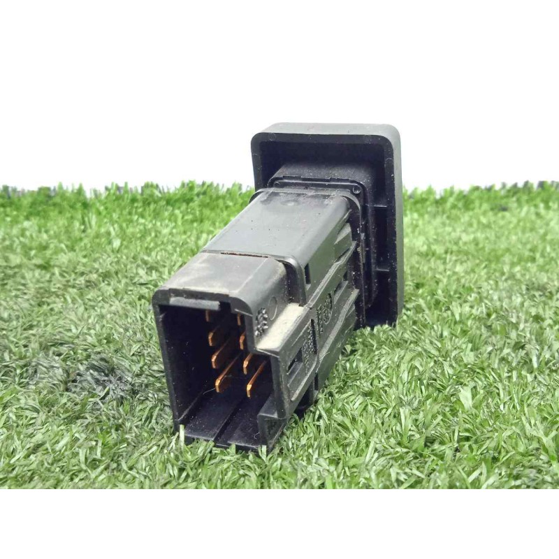 Recambio de warning para dacia logan 1.4 cat referencia OEM IAM  8.PINES 