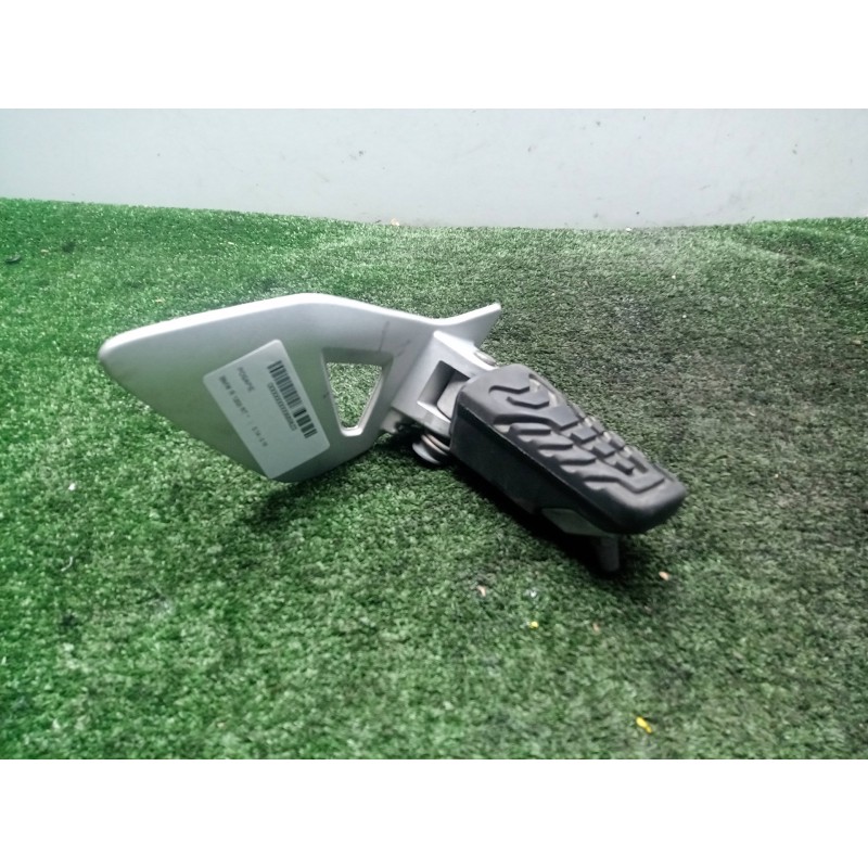 Recambio de posapie para bmw r 1200 rt referencia OEM IAM 46718560382 ESTRIBERA DERECHA K52 - 14-19