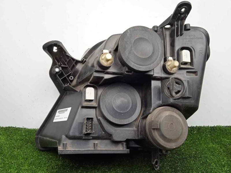 Recambio de faro derecho para opel meriva 1.7 16v cdti cat referencia OEM IAM SINREFERENCIA MERIVA.A 