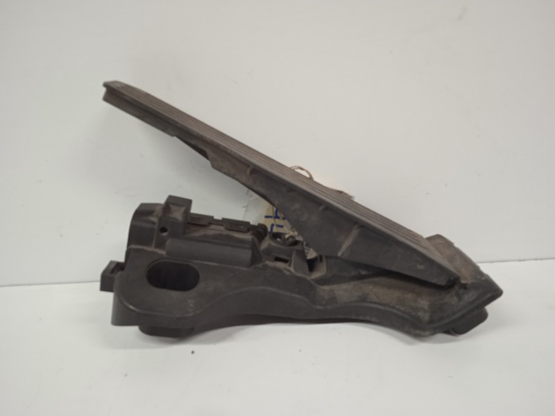 Recambio de potenciometro pedal para volkswagen jetta (1k2) 1.9 tdi referencia OEM IAM 1K1721503P 6.PINES 