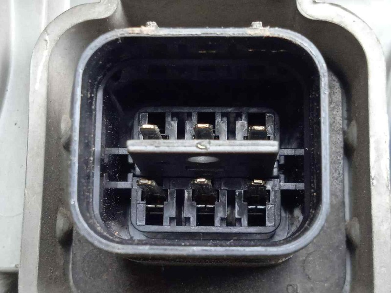 Recambio de faro izquierdo para hyundai trajet (fo) 2.0 crdi cat referencia OEM IAM SINREFERENCIA  