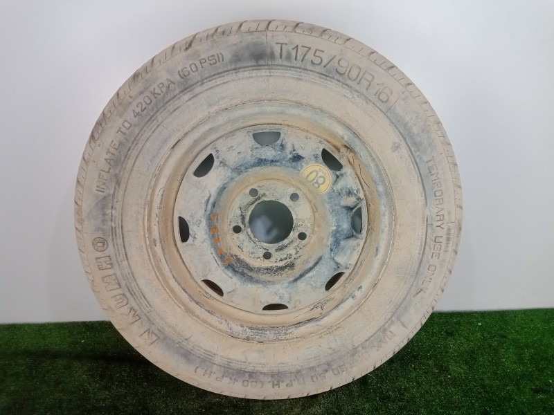 Recambio de neumatico repuesto para ssangyong rexton 2.7 turbodiesel cat referencia OEM IAM T175/90R16 KUMHO 