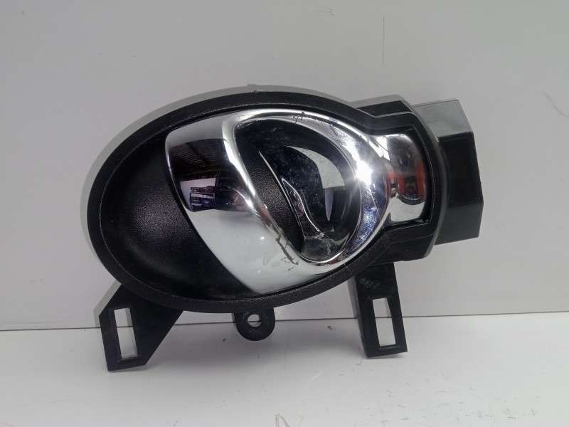 Recambio de maneta interior trasera derecha para nissan juke (f15) 1.2 16v cat referencia OEM IAM 80670BA61A  