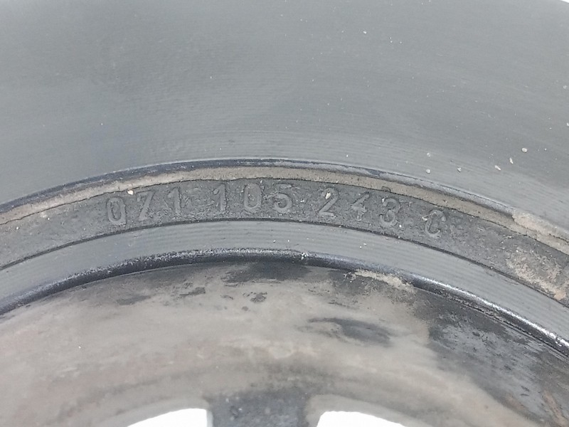 Recambio de polea cigueñal para volkswagen passat berlina (3b2) 2.3 v5 cat (agz) referencia OEM IAM 071105243C  