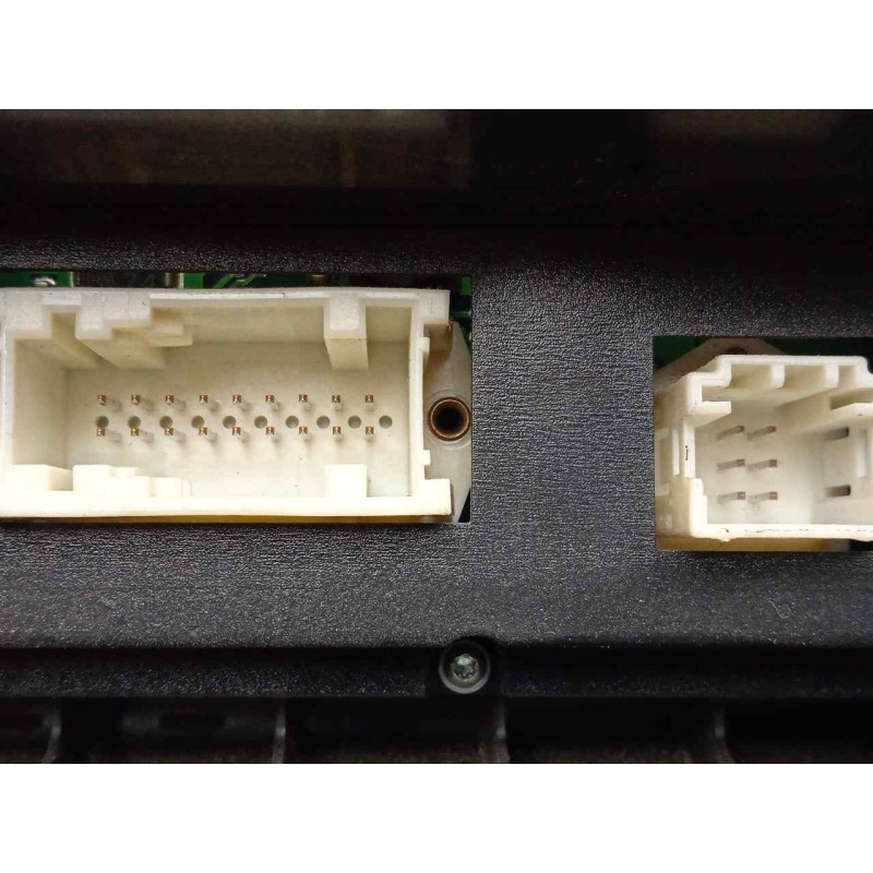 Recambio de mando climatizador para bmw x3 (e83) 2.0 turbodiesel cat referencia OEM IAM 64113443981-5HB00877713  