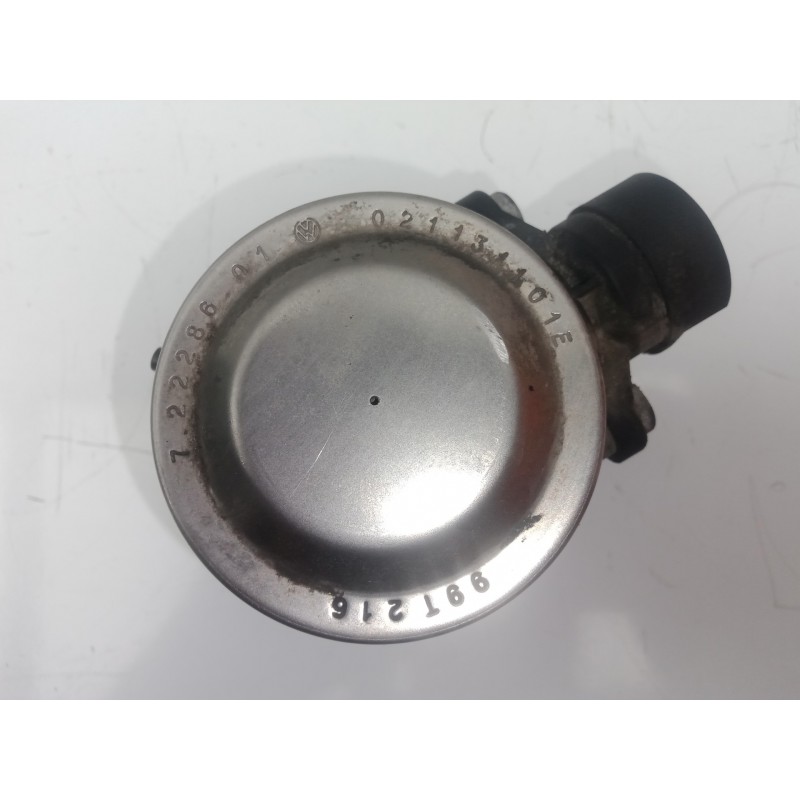 Recambio de valvula egr para volkswagen passat berlina (3b2) 2.3 v5 cat (agz) referencia OEM IAM 021131101E-72228601  