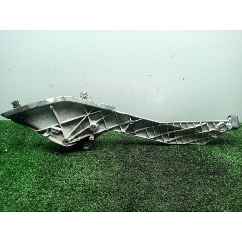 Recambio de posapie para bmw r 1200 rt/st referencia OEM IAM 46717675290 DERECHO K26 - 05-10