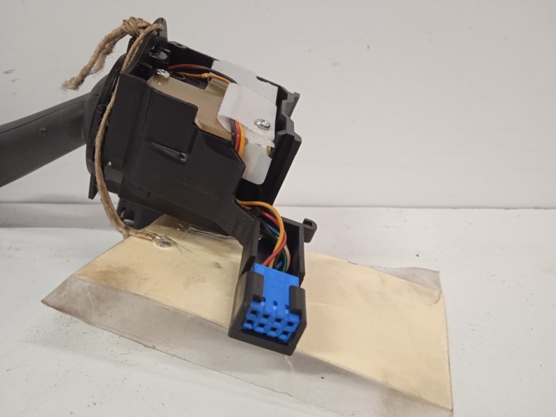 Recambio de mando limpia para volkswagen jetta (1k2) 1.9 tdi referencia OEM IAM 1K0953513  