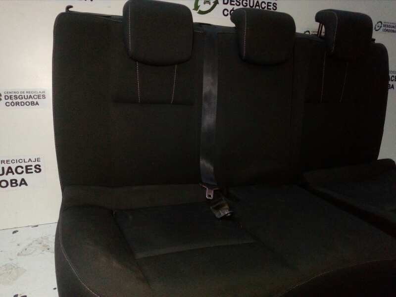 Recambio de asientos traseros para renault megane iii sport tourer 1.5 dci diesel fap referencia OEM IAM  TELA 