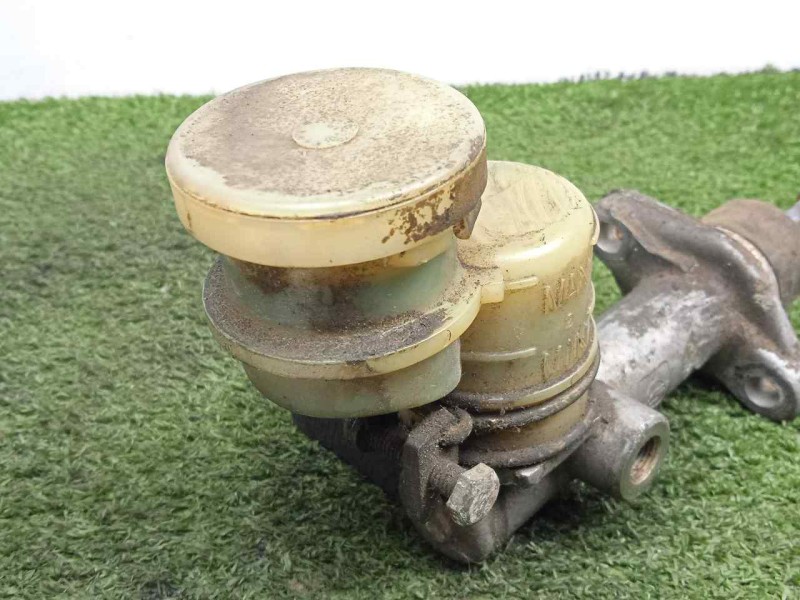 Recambio de bombin embrague para ssangyong rexton 2.7 turbodiesel cat referencia OEM IAM SINREFERENCIA  
