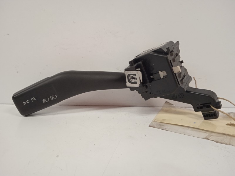 Recambio de mando luces para volkswagen jetta (1k2) 1.9 tdi referencia OEM IAM 1K0953513  